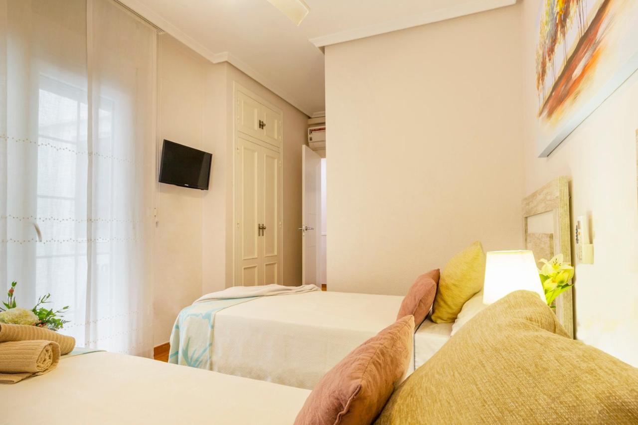 Apartamento Pink Sweet Home Torrevieja Exterior photo